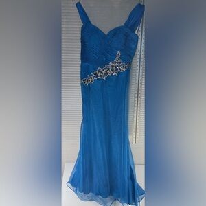 Dave & Johnny Blue Beaded Formal Gown Prom Dress Size 6